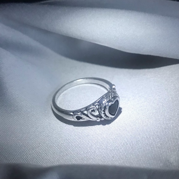 Classic Silver Heart Ring with Black Accent - Picture 2 of 2